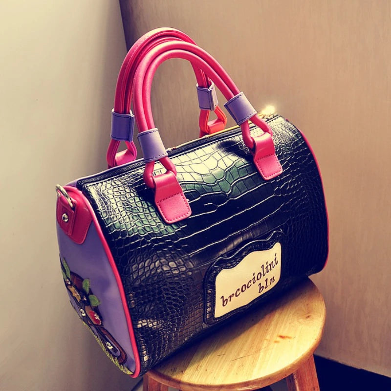 Luxury Vintage Shoulder Bag for Women Beautiful Design Creative Boston Bag for Friends Gifts