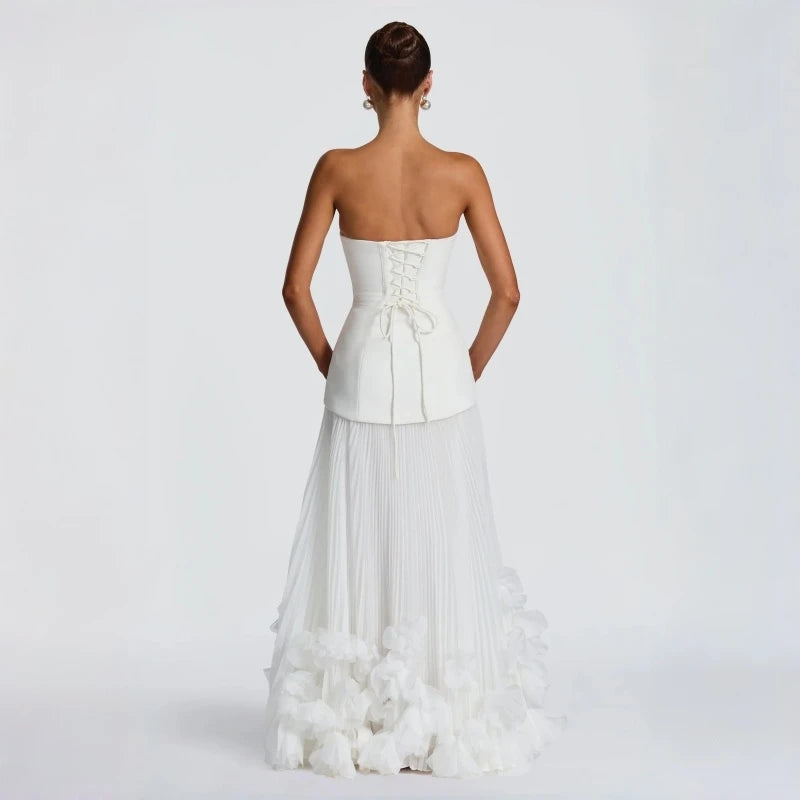 White Strapless Pleated Chiffon A-Line Wedding Dress With 3D Floral Hem Modern Bridal Gown For Women Brides Formal Evening Party