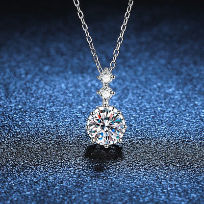 NeeTim 1ct 6.5mm D Color Moissanite Sparkling Pendant Necklace 925 Sterling Silver Neck Chain Necklaces Gift for Women Wholesale