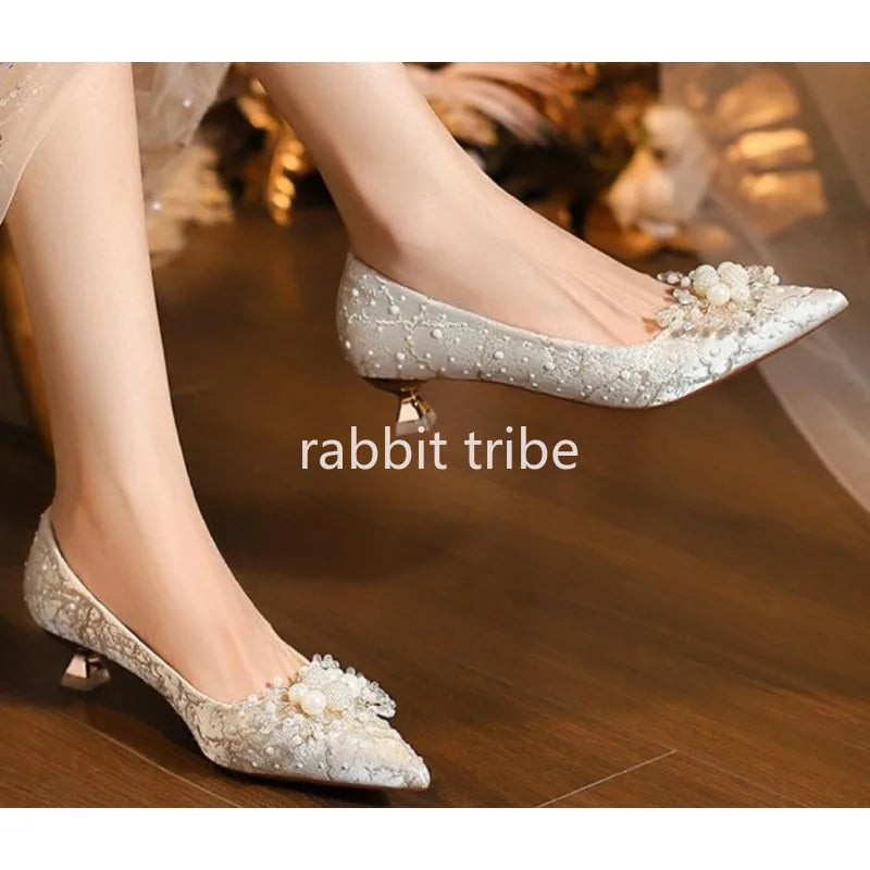 New Designer Low Heel Wedding Shoes Luxury Pearl Water Diamond Decoration Banquet Women's Shoes High Heel Women's Singles Shoes