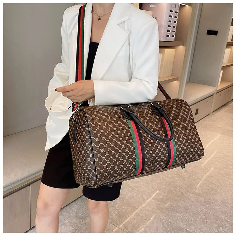 Fashion Popular Women's Travel Bag Trend Brand Casual Shoulder Bag Large Capacity Versatile Gym Bag Designer Luxury Handbag
