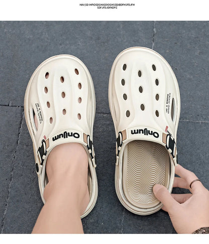 New Classic Summer Clogs Men Slipper Breathable Garden Shoes EVA Outdoor Comforty Beach Slides Home Sandals Antiskid Slippers