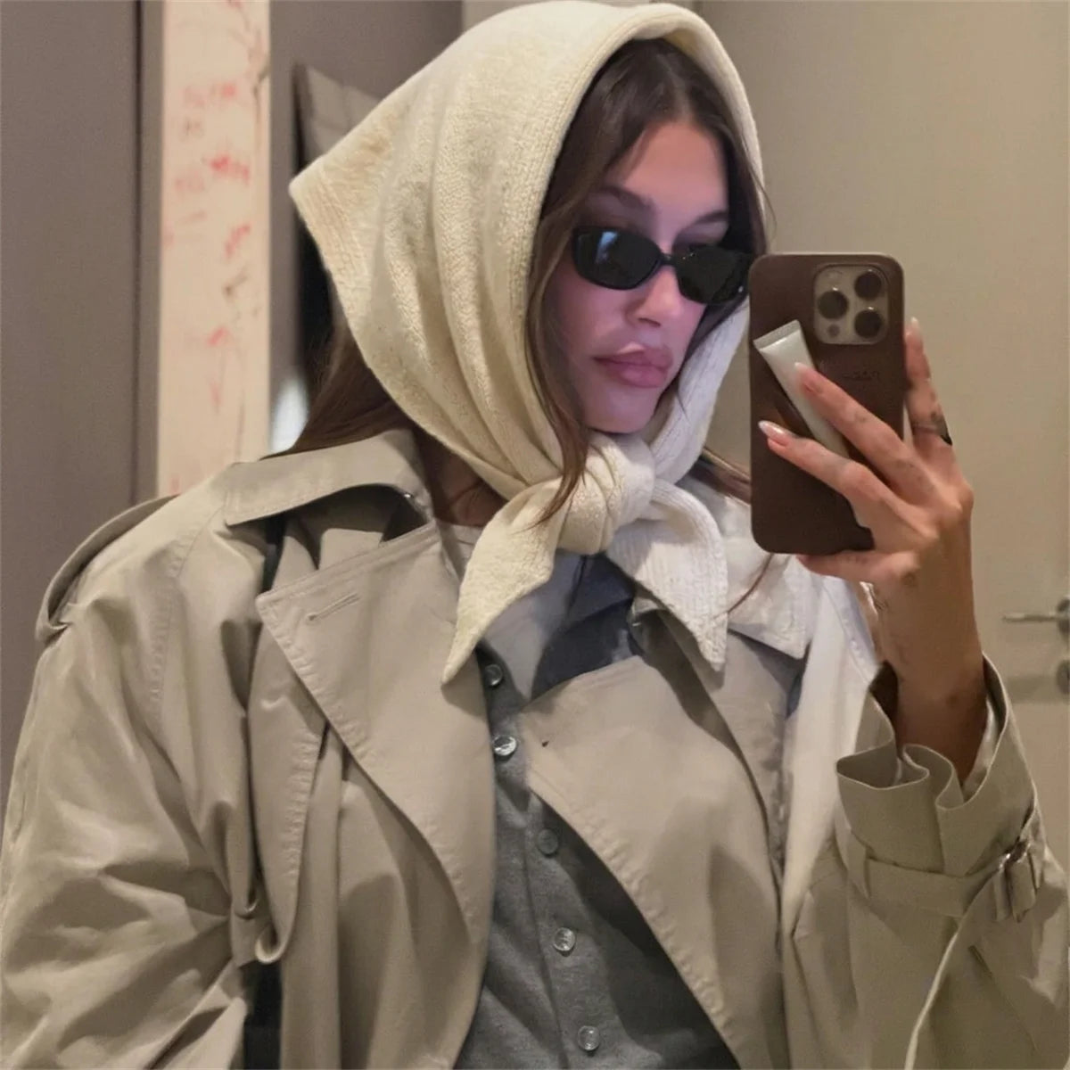 Versatile Knitted Triangle Shawl Solid Winter Scarf Headscarf Women Warm Neck Wrap Casual Layering Scarves for Daily Street Wear