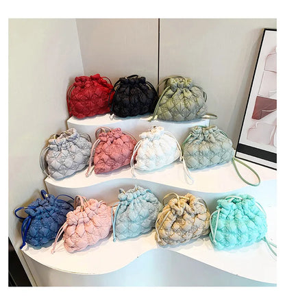 Women Drawstring Shoulder Bags Detachable Strap Quilted Crossbody Bag Solid Color Soft Padding Handbag for Outdoor Travel