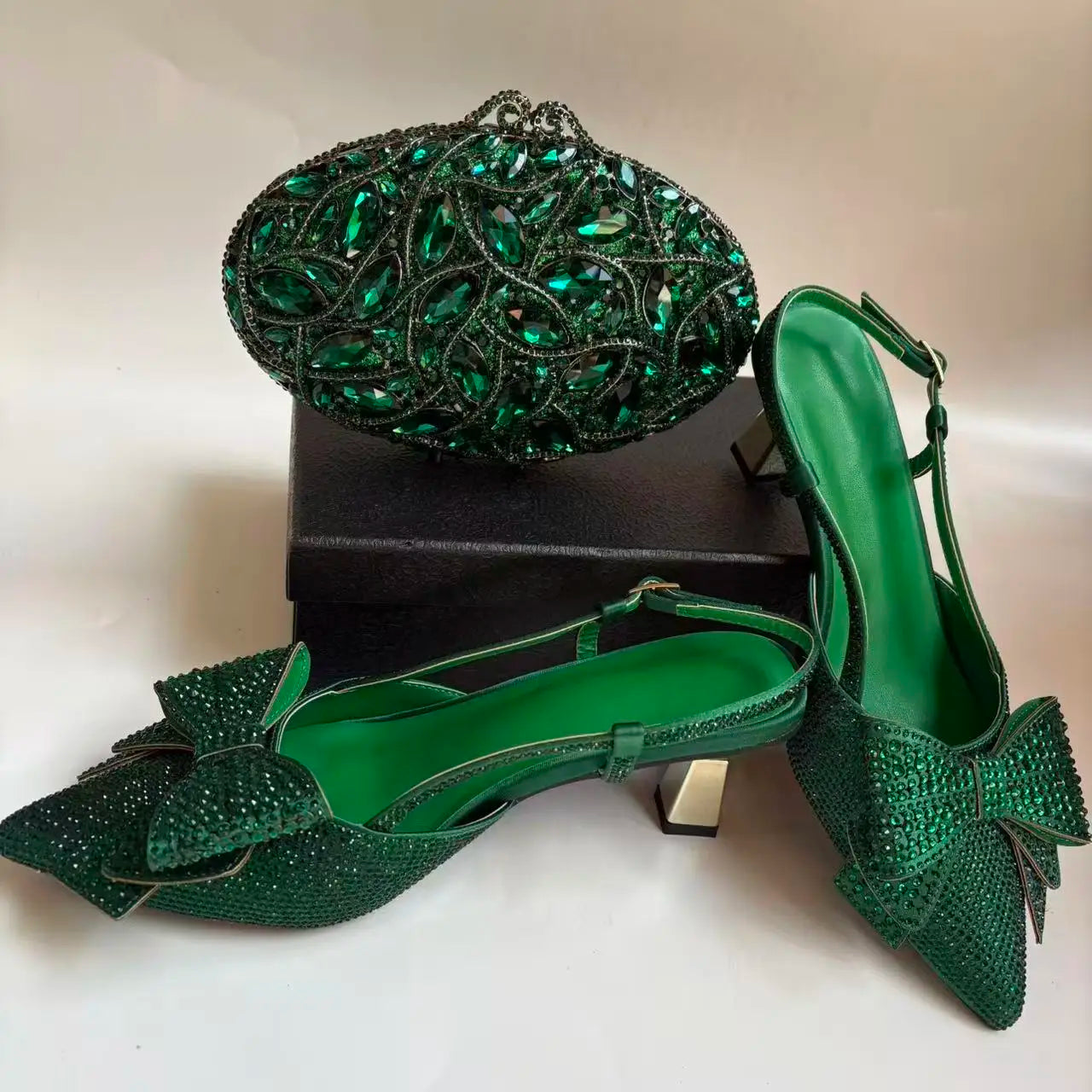Insightlink Green Crystal High Heel with Bag Set for Bridal Wedding Party Designer Pointed Toe and Clutch Luxury Sandal Handbag