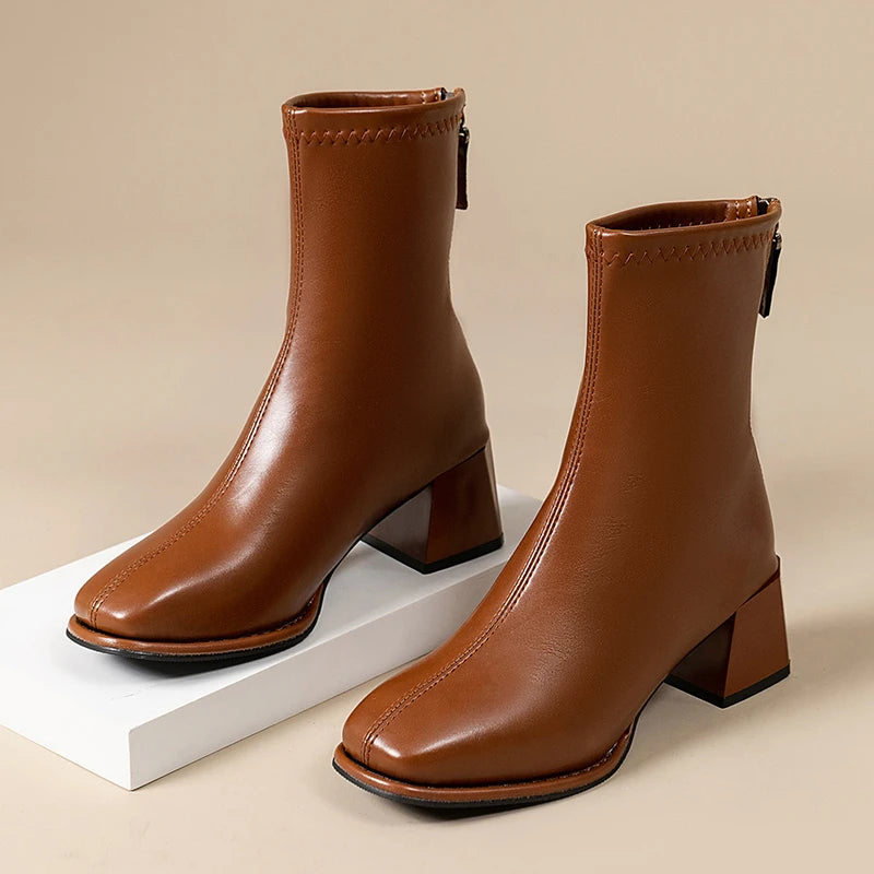 High-quality square-toe platform short boots for ladies, 2025 new fashion trend Wide heel, back zipper, large size women's boots