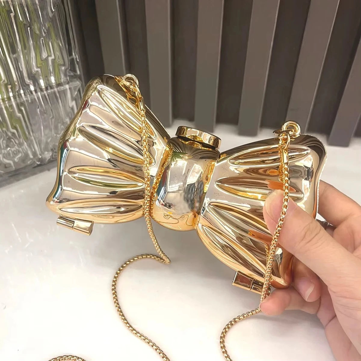 Golden Evening bag Purses and handbag luxury Designer shoulder bags funny shape Party Wedding Round Acrylic Shiny Clutch purse