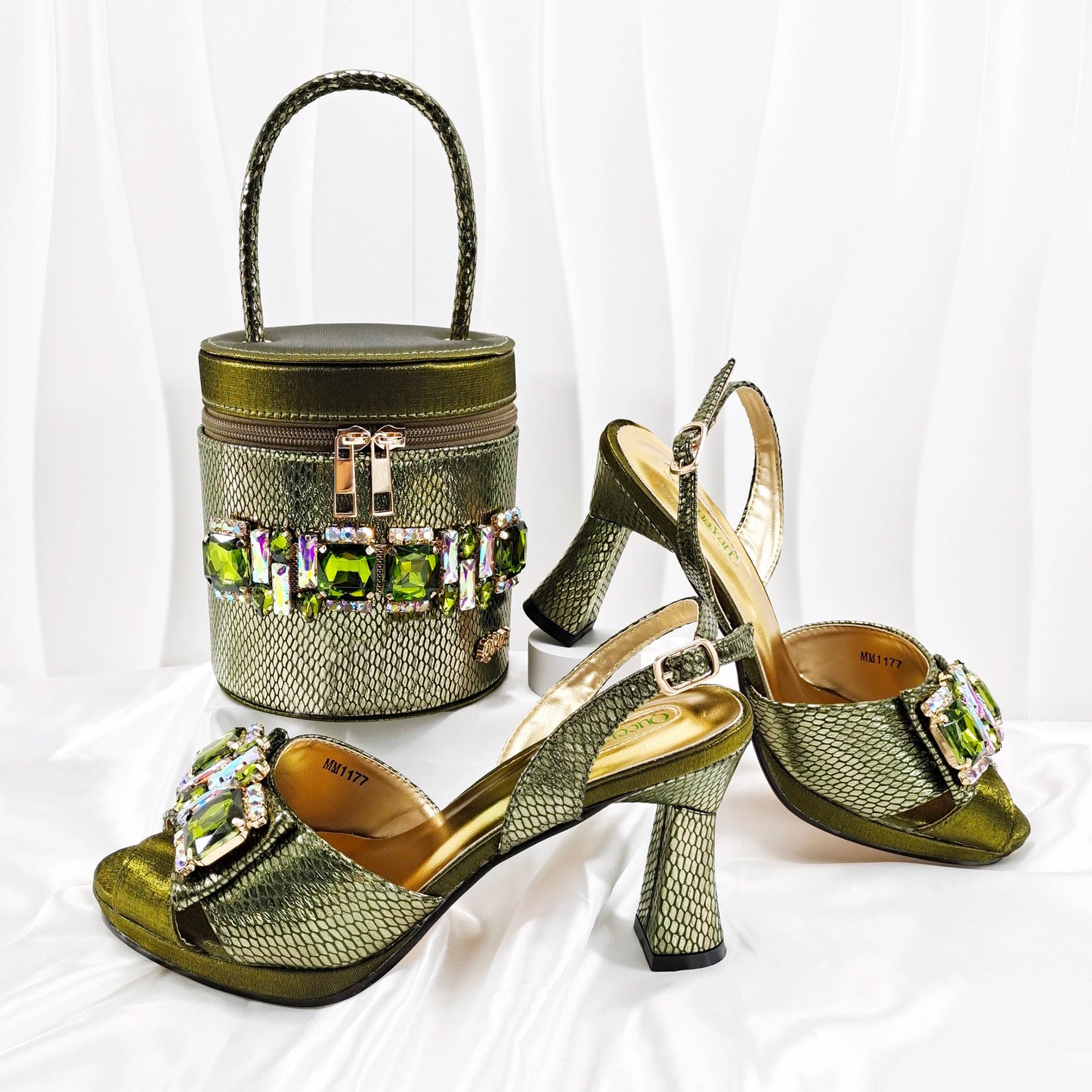 doershow New Italian Shoe and Bag Set New 2025 Women Shoes and Bag Set In Italy SILVER Italian Shoes with Matching Bag SM1-1