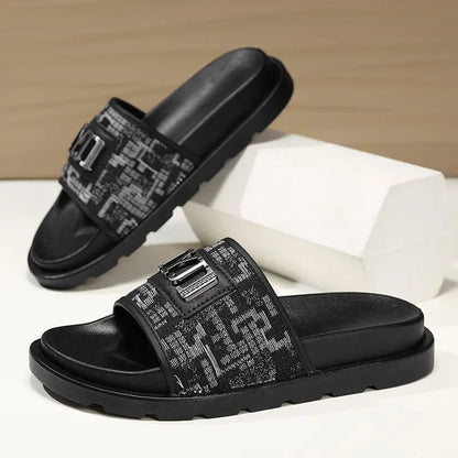 Summer 2026 Large Size Luxury Buckle Trendy Full Face Bread Slippers Retro Casual Beach Slippers Comfortable Roman Style Sandals