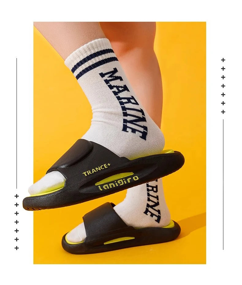 2025 New Men's Summer Slides - Trendy Outdoor/Indoor Slippers Non-Slip & Odor-Resistant Couple Matching Sandals for Home/Beach