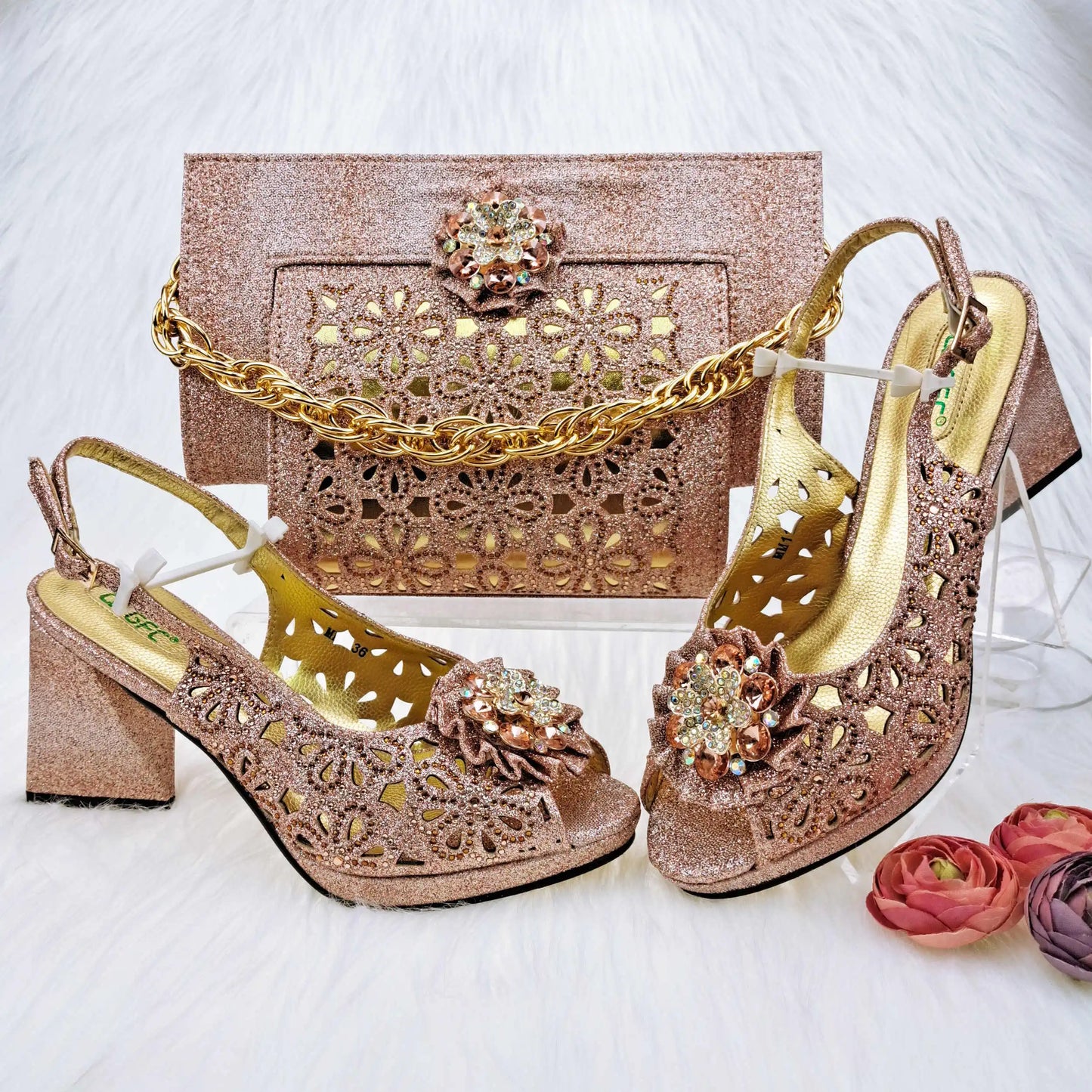 Mature Style Women Shoes and Bags Set 2023 Spring New Design Rose Gold Color Italian Sandals with Shinning Crystal for Party