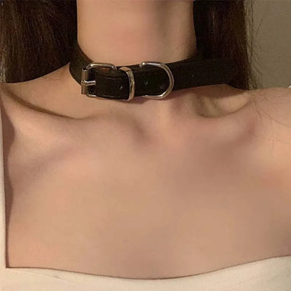 Trendy Punk Dog Claw Bone Choker Necklaces for Women Girls Sweet Cool Black Pu Leather Charms Necklaces Y2K Party Jewelry Gifts