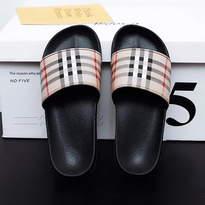 Beach Sandals Stylish Casual Men's Shoes Light Outdoor Breathable Wading Slippers Bathroom Family Men Chaussures Homme Luxe