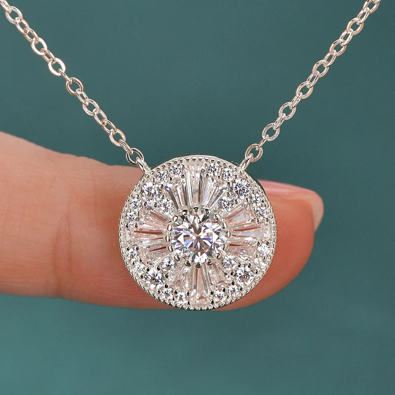 Rrjzz 5mm D-Color Mossanite Women Pendant Necklace with GRA Jewelry Gifts Lucky Disc-shaped Trapezoidal CZ Lab Diamond Necklace
