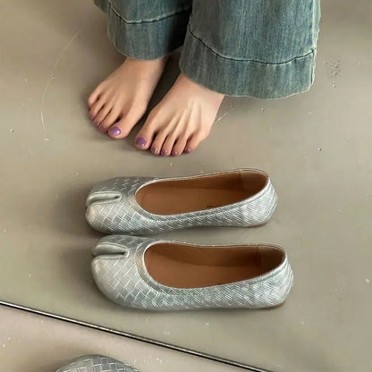 French Retro Split Toe Ballet Flats Women Red Woven Detail Tabi Slip On Shoe Woman Faux Leather Moccasin Daily Work Office Flats