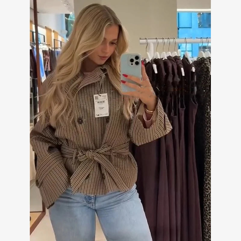 Long Sleeve Plaid Cropped Trench Coat Women Lapel Double Breasted Belted Waist Loose Checkered Short Jacket Lady Autumn Coats
