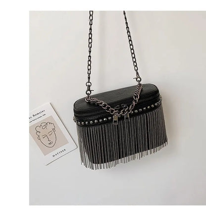 Luxury Designer Cylinder Bag Ladies Fashion Rivet Shoulder Bags Fringed Small Mobile Phone Crossbody Purse Summer Chain Borse