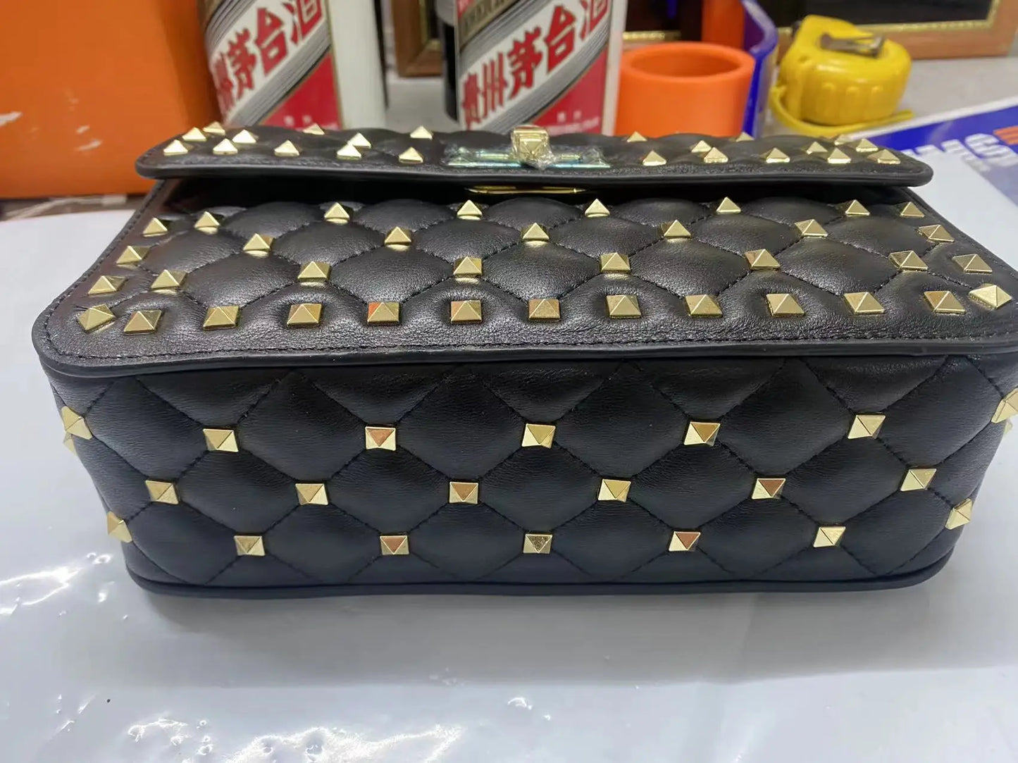 2026 New Fashion Women Sheepskin Leather Rivet Handbags Chain Bag Designer Shoulder Bags Luxury Woman Messenger Bags