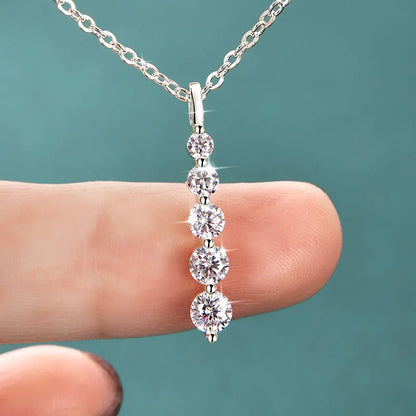 Rrjzz D Color Round Moissanite Pendant Necklace for Women 14K Gold Filled 5-Stone Lab Imitation Diamond Necklace GRA Certified