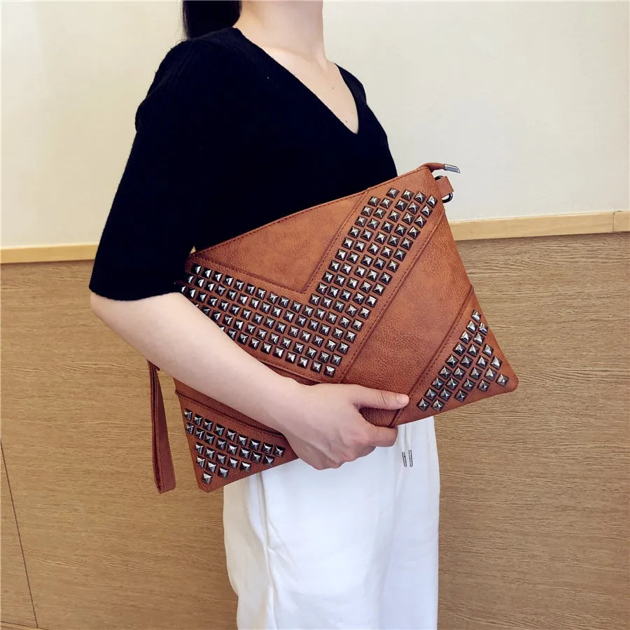 Envelope Clutch Bag for Women Luxury Design Handbags Fashion Rivet Party Evening Clutches For Ladies Shoulder Bag A4 Briefcase