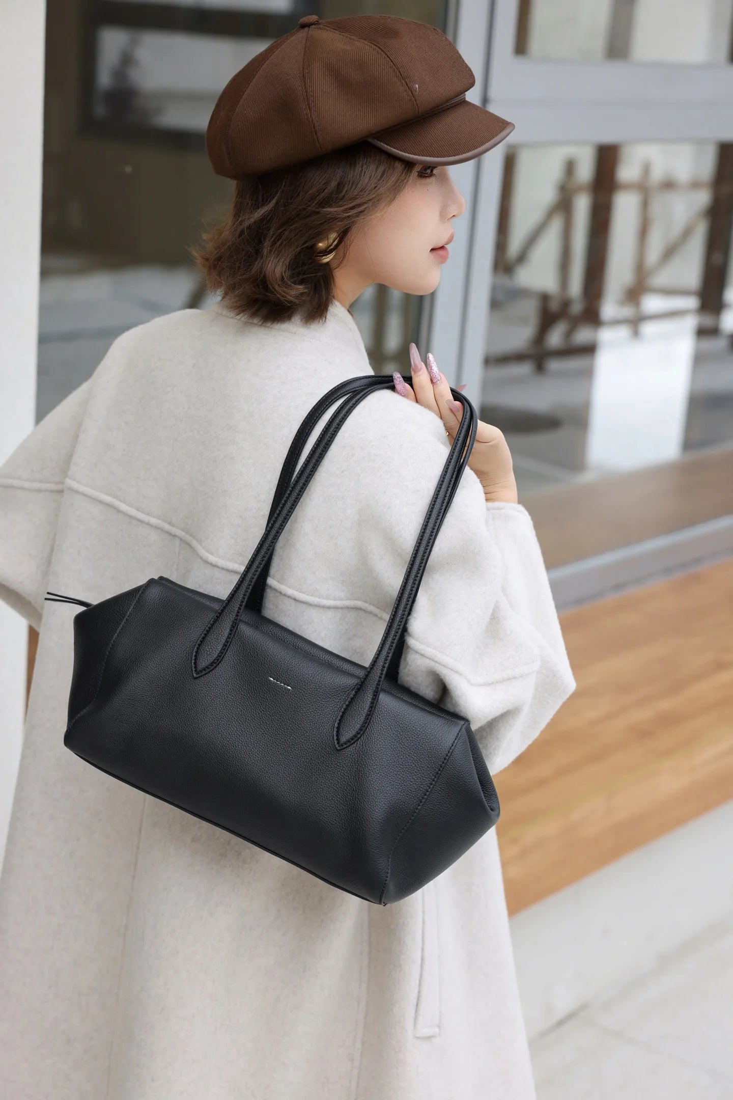Genuine Grade Leather Women's Shoulder Bag Luxury Designer Brand Ladies Soft Cowhide Large Tote for Woman Ladies Bowling Bag New