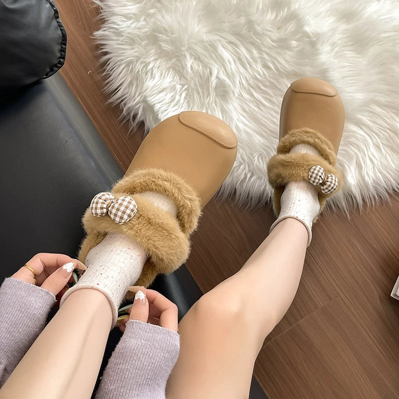 Lady Wearing Winter Casual Anti-slip Creative Cotton Shoes