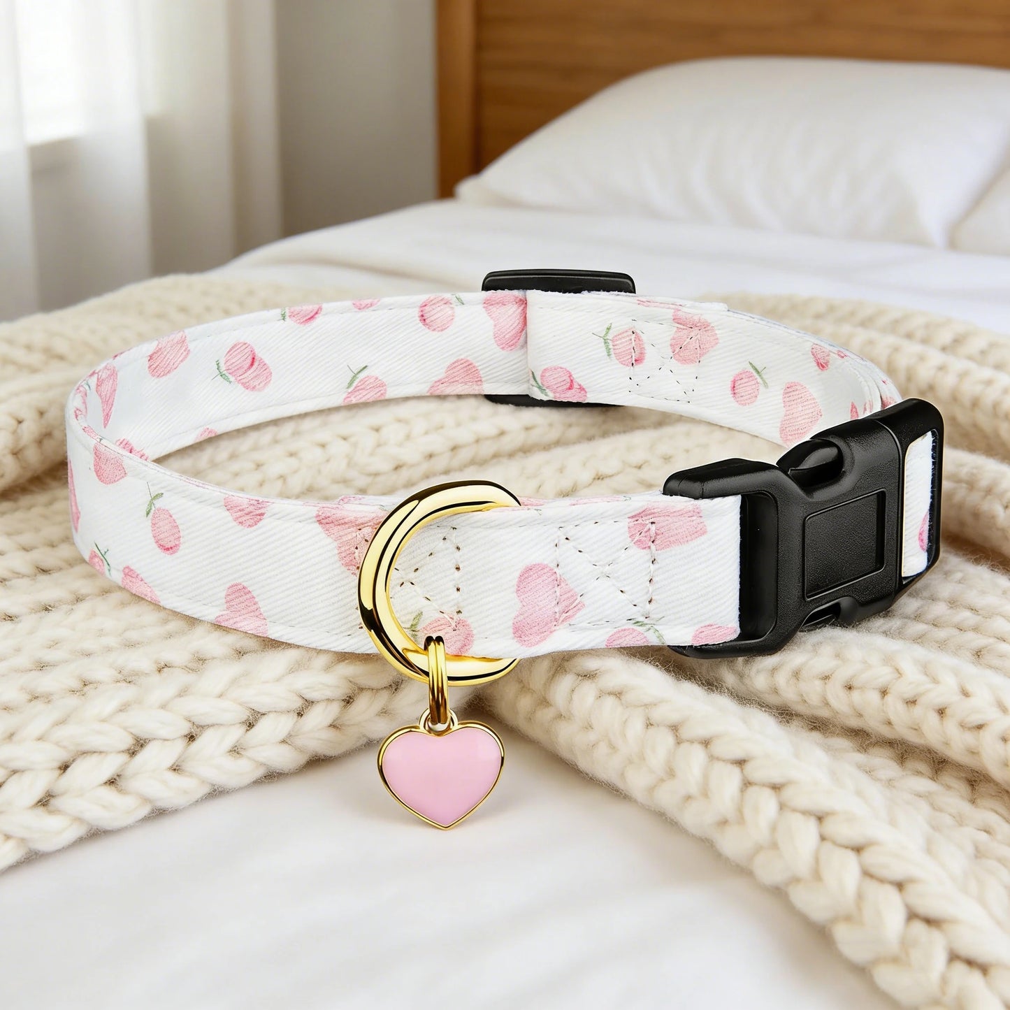 Solid Cotton Dog Collar Cute Heart And Strawberry Pendant Design Small Medium Large Dogs Collar Handmade Pendant Pet Cat Puppies