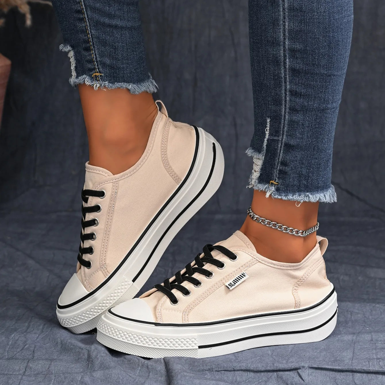 Fashion Candy Color New Casual Women's Sneakers 2026 New Solid Color Comfortable Thick Soled Shoes for Women Tênis Feminino