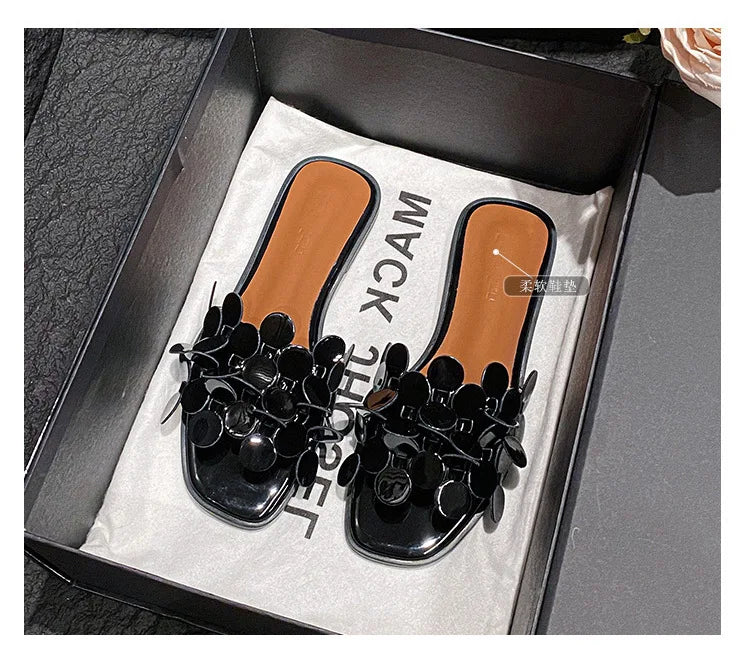 Luxury Floral Petal Flat Sandals Women 2025 Casual Slides Open Toe Sandalias Mujer Flipflops Home Slippers Femme Pantuflas Shoes