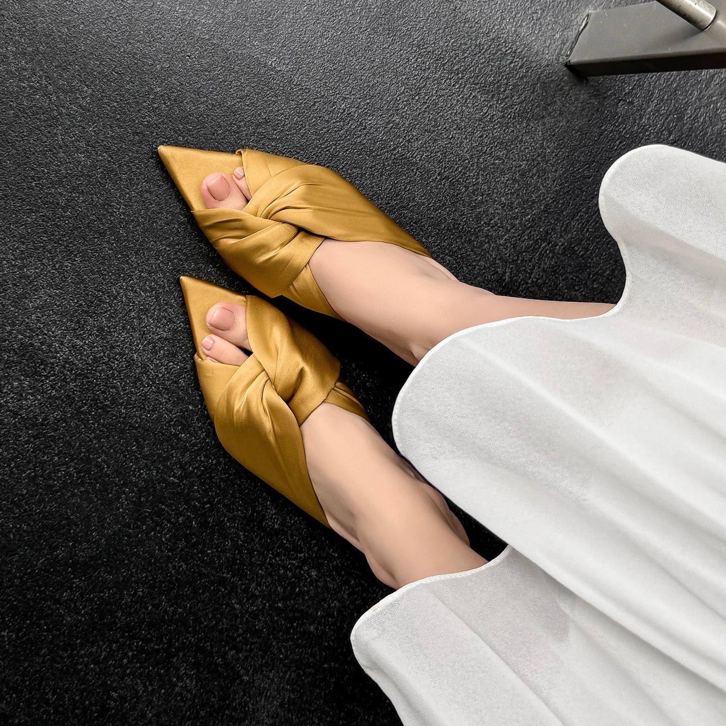Women's Summer Sandals Luxury Satin Elegant Lady Pumps And Heels Peep Toe Dresss Party Wedding Shoes Pleated Sandal