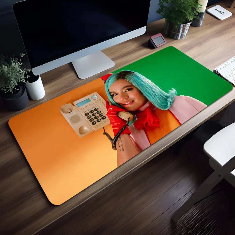 Mouse Pad MousePad Non-slip Lockedge Office Student Gaming Thickened K-Karol G Large Singer Writing Pad Cushion