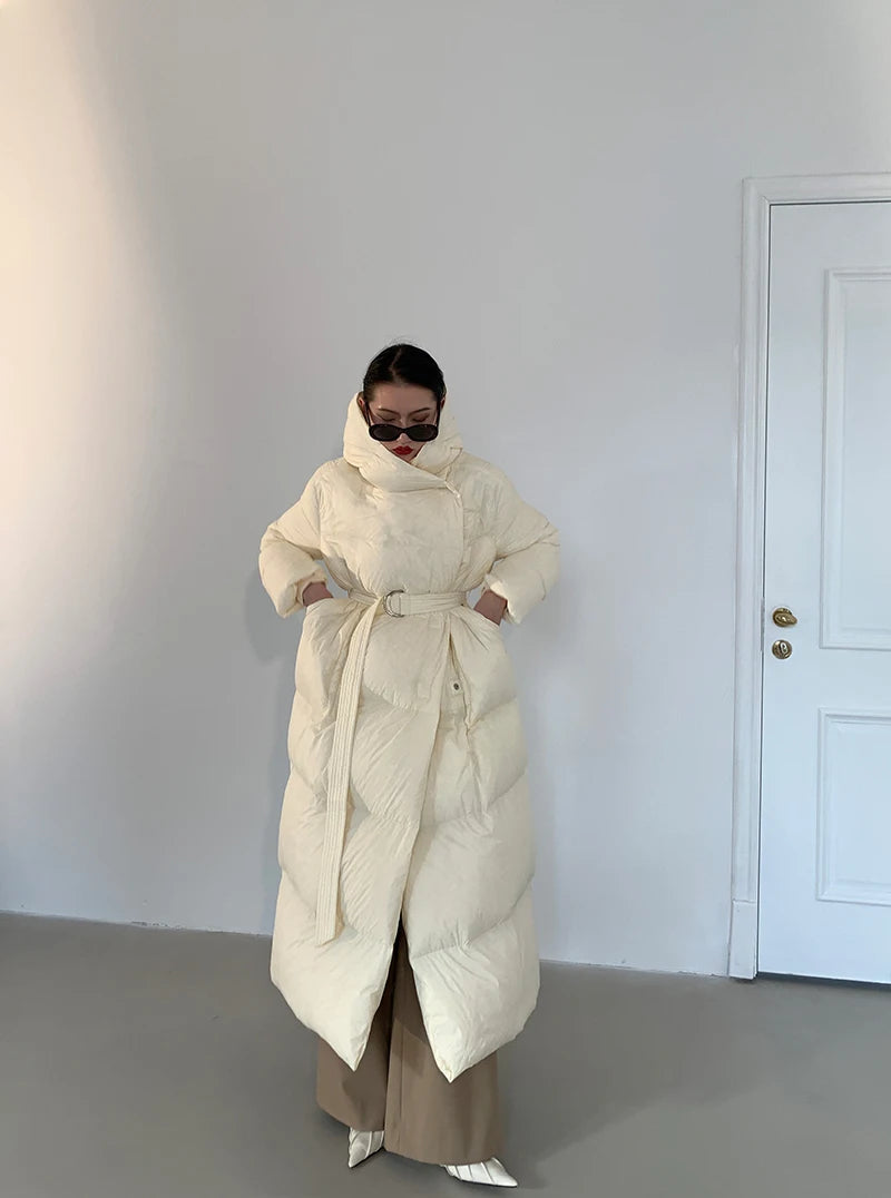 High end Ultra long White goose down Jacket For women Winter 2025 New Fashion Down Coat Female Thicken Parka Overcoat with belt
