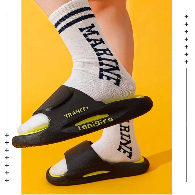 2025 New Men's Summer Slides - Trendy Outdoor/Indoor Slippers Non-Slip & Odor-Resistant Couple Matching Sandals for Home/Beach