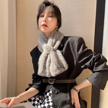 Real Fur Warm Scarf for Women Cross Style One Flower Knitted Design New Fashion Mink Fur Neck Warmer Winter Accessories Scarves