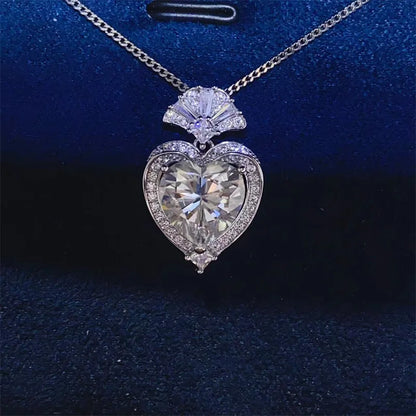 Sweet Love Heart Pendant Necklace For Women 3ct Moissanite PT950 Platinum | Romantic heart design, gentle and charming