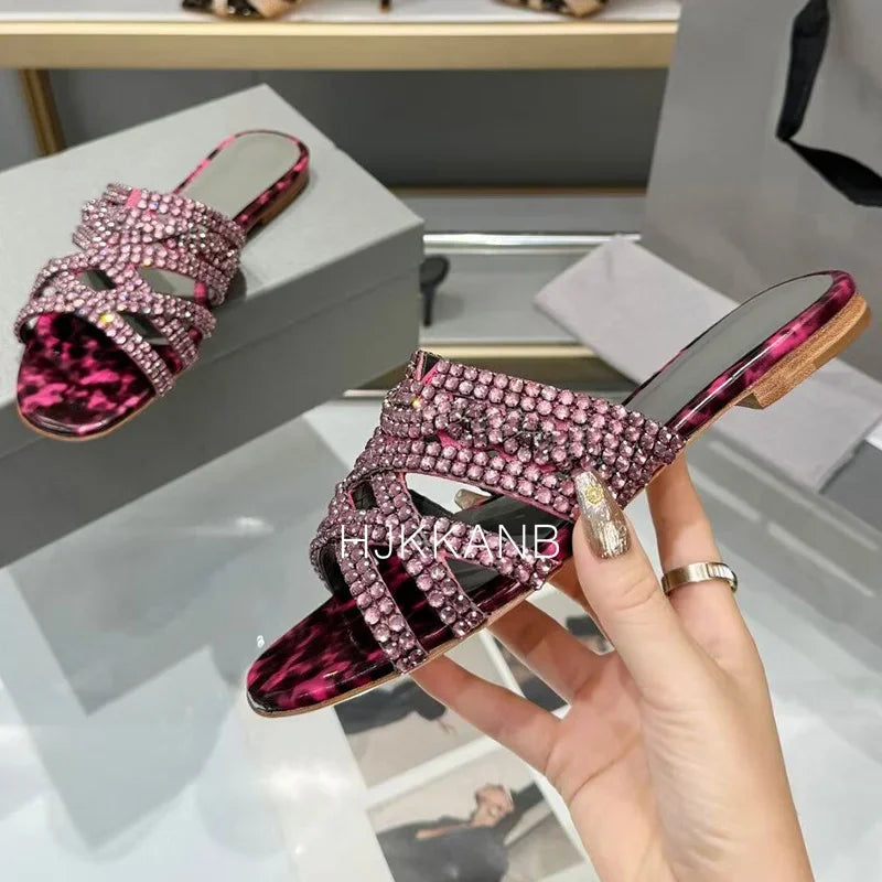 Summer New Luxury Rhinestone Decor Flat Slippers Women's Open Toe Hollow Out Casual Sandals Outdoor Vacation Beach Shoes 2024