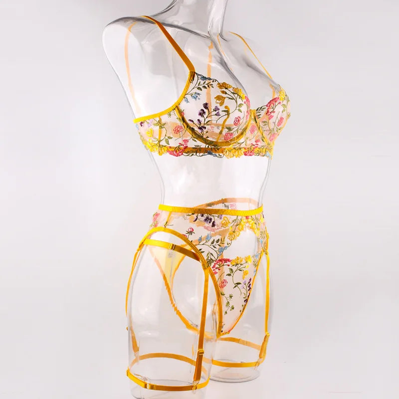 Krasapt Sexy Lace Embroidery 3-Piece Sets Transparent Sensual Fancy Beautiful Bra Brief Set Attractive Intimate Bilizna Outfits