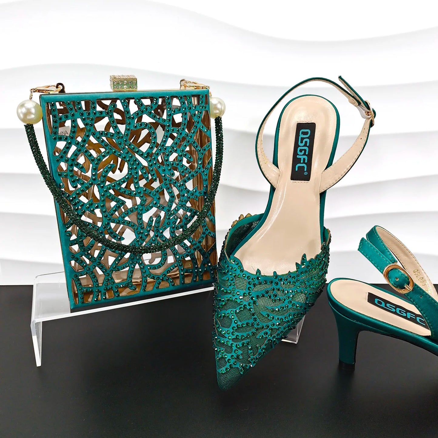 Luxury African Nigerian Bride Party Shoes Sky Blue All Rhinestone Pointed Heels Matching Shoe Bag Set