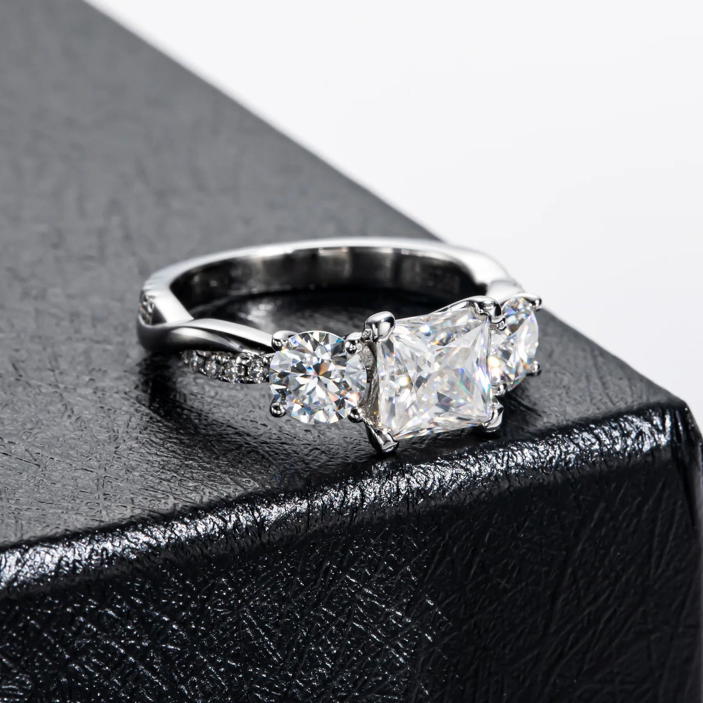 Carnica Luxury 925 Sterling Silver 1CT Real Moissanite Ring for Women Sugar Cube Pull-twist Arm GRA Diamond Wedding Jewelry Gift