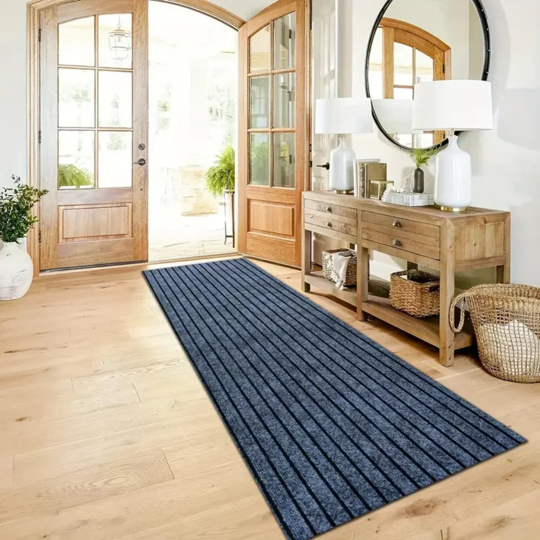 Striped carpets are slip-resistant and easy to clean, making them ideal for hallways, entryways, kitchens, and laundry rooms.