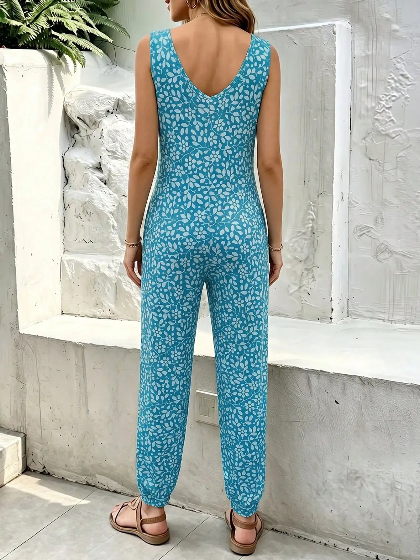 Women's Teal Leaf Print Sleeveless Jogger Jumpsuit with Pockets - Casual Scoop Neck Summer Romper,Summer Casual Outfit for women