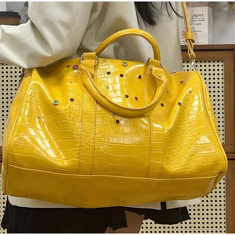Luxury Large-capacity Travel Handbag For Women Versatile Crocodile Pattern Crossbody Bag Fashion Diamond Design Commuter Bag