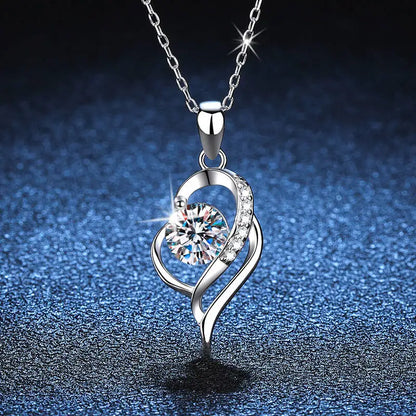 925 Sterling Silver Open Heart Pendant Necklace D VVS1 Round Cut Moissanite Love Charm Necklace For Women