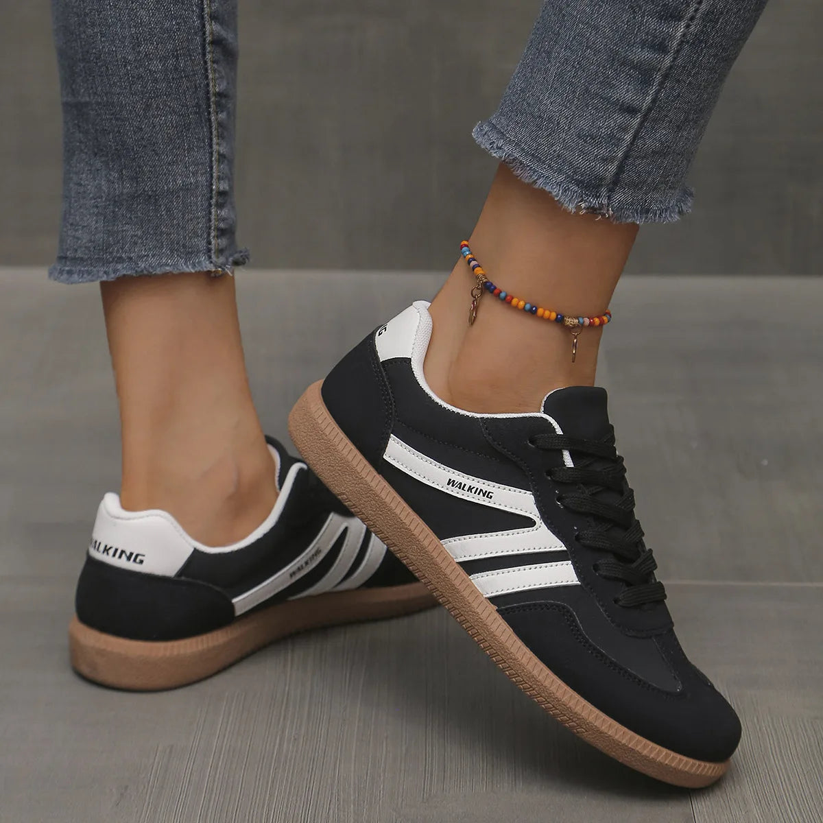 Women Sneakers 2025 Spring New Luxury Flat Loafers Comfortable Slip on Soft Female Sneakers Lightweight Outdoor Shoes for Women
