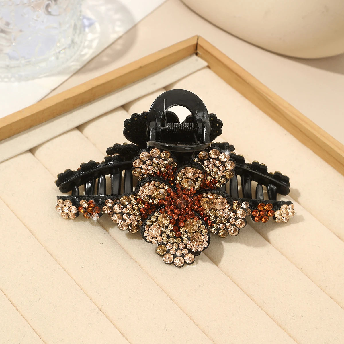 AWAYTR New Flower Hair Claws Clips Hairpins For Girls Women Fashion Rhinestone Hairgrip Barrettes Hair Crab Hair Accessories