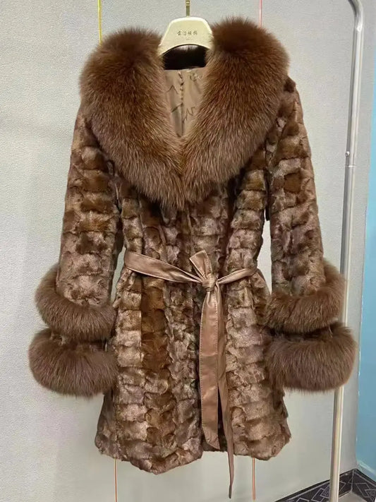 Winter Mink Fur Coat 2026 with Versatile Fox Fur Collar Light Luxury Slimming Fashionable Ladies' Style for Elegant Temperament