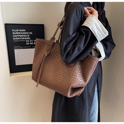 Autumn and Winter Trendy Vintage Rhombic Woven Shoulder Bags Large Capacity Underarm Bag Daily Commuting Bag Casual Handbags