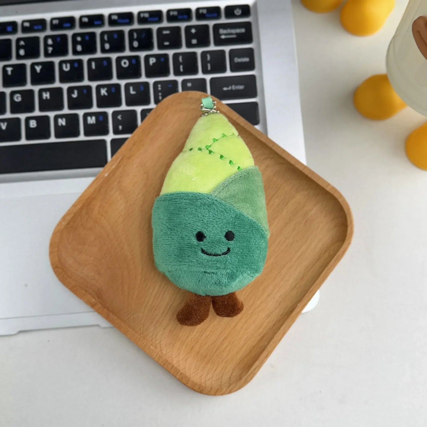 Cartoon Cute Fruit and Vegetable Plush Series Keychain Toy Peach Pear Cherry Doll Smiling Face Fruit Decoration Pet Gift