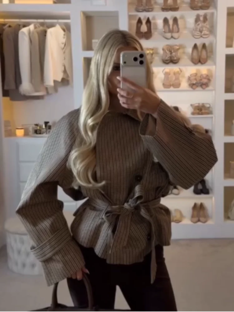 Beige Checkered Cropped Trench Coat Women Stand Collar With Waist Belt Loose Oversized Autumn Daily Wear Outer Jacket