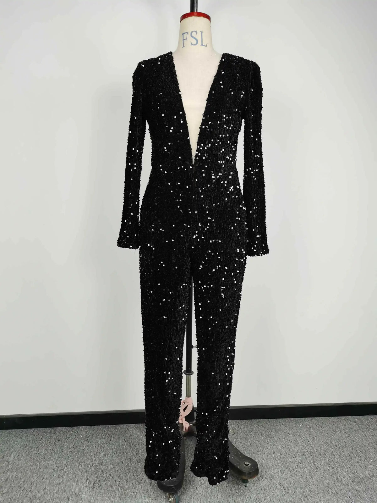 Women Sexy Jumpsuit Long Sleeve V-neck Sequins Black Skinny Party Female Fashion High Waist Jumpsuits Lugentolo